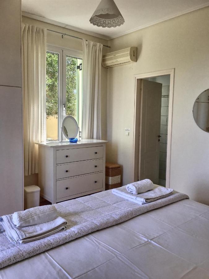 Villa Gastouri Pascalia With Heated Pool In October And Views Achílleion